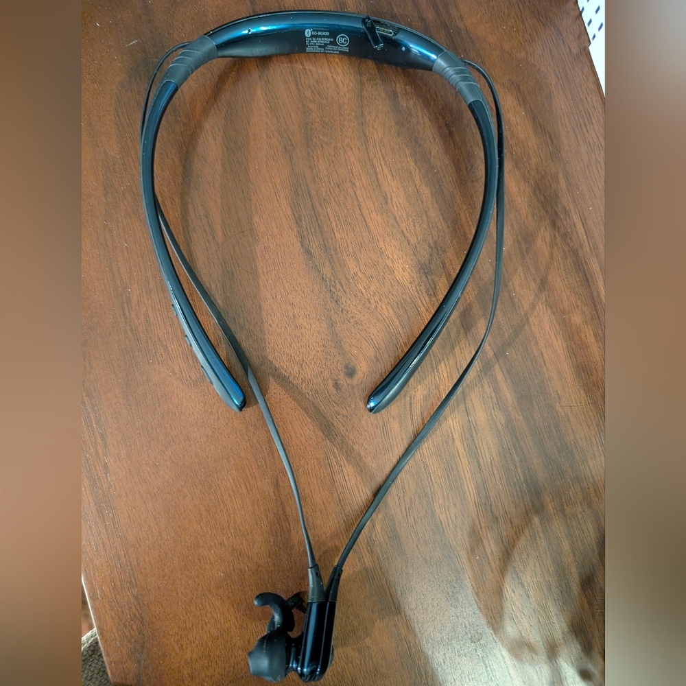 Samsung LEVEL U Bluetooth Wireless Headphones